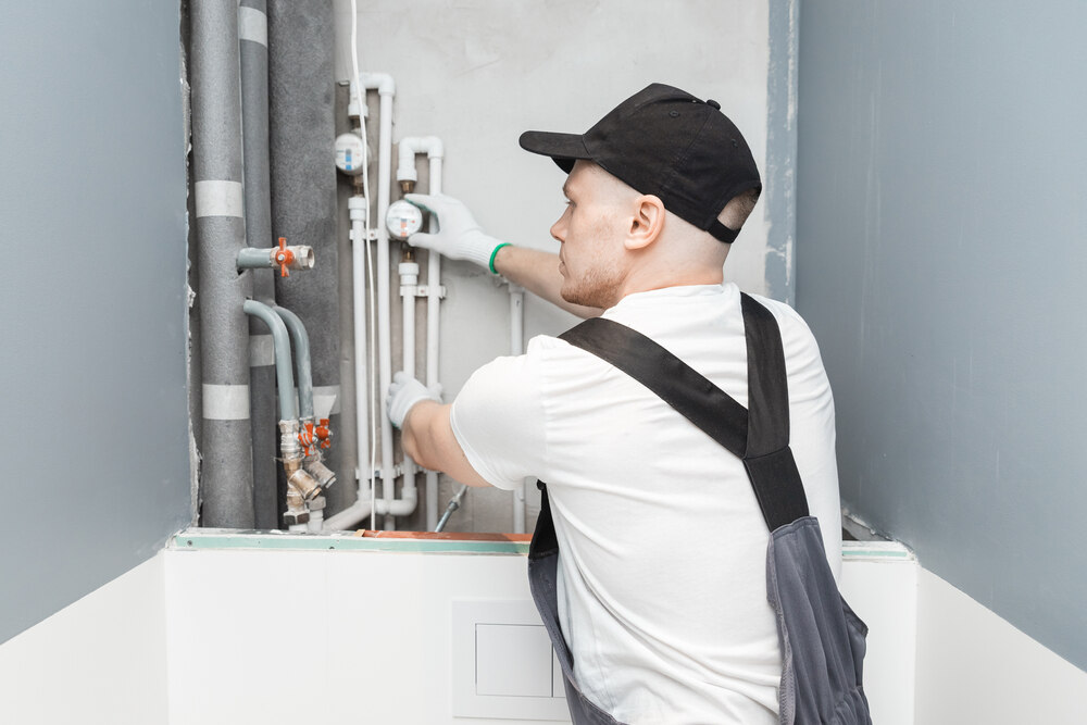 Get Thorough Plumbing Services First Before Buying Commercial Property