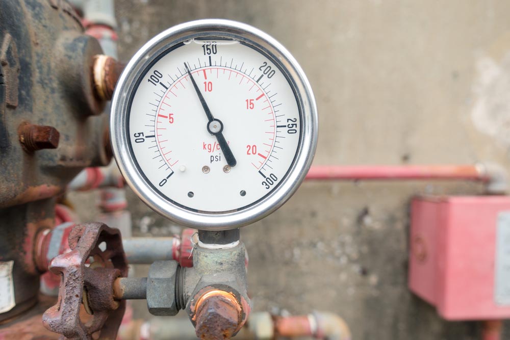 Water Pressure vs. Water Flow: Why Your High-End Showerhead Feels “Weak”